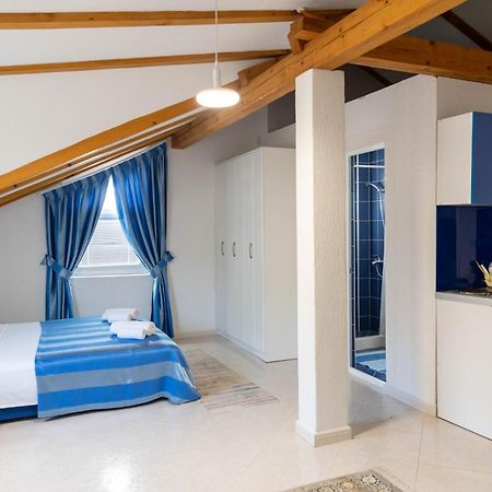 Guest House Aldin Ulcinj Exterior photo