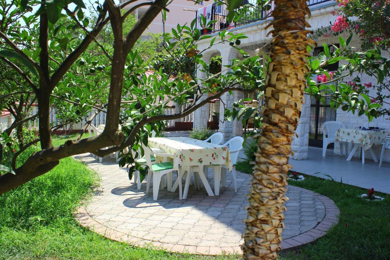 Guest House Aldin Ulcinj Exterior photo