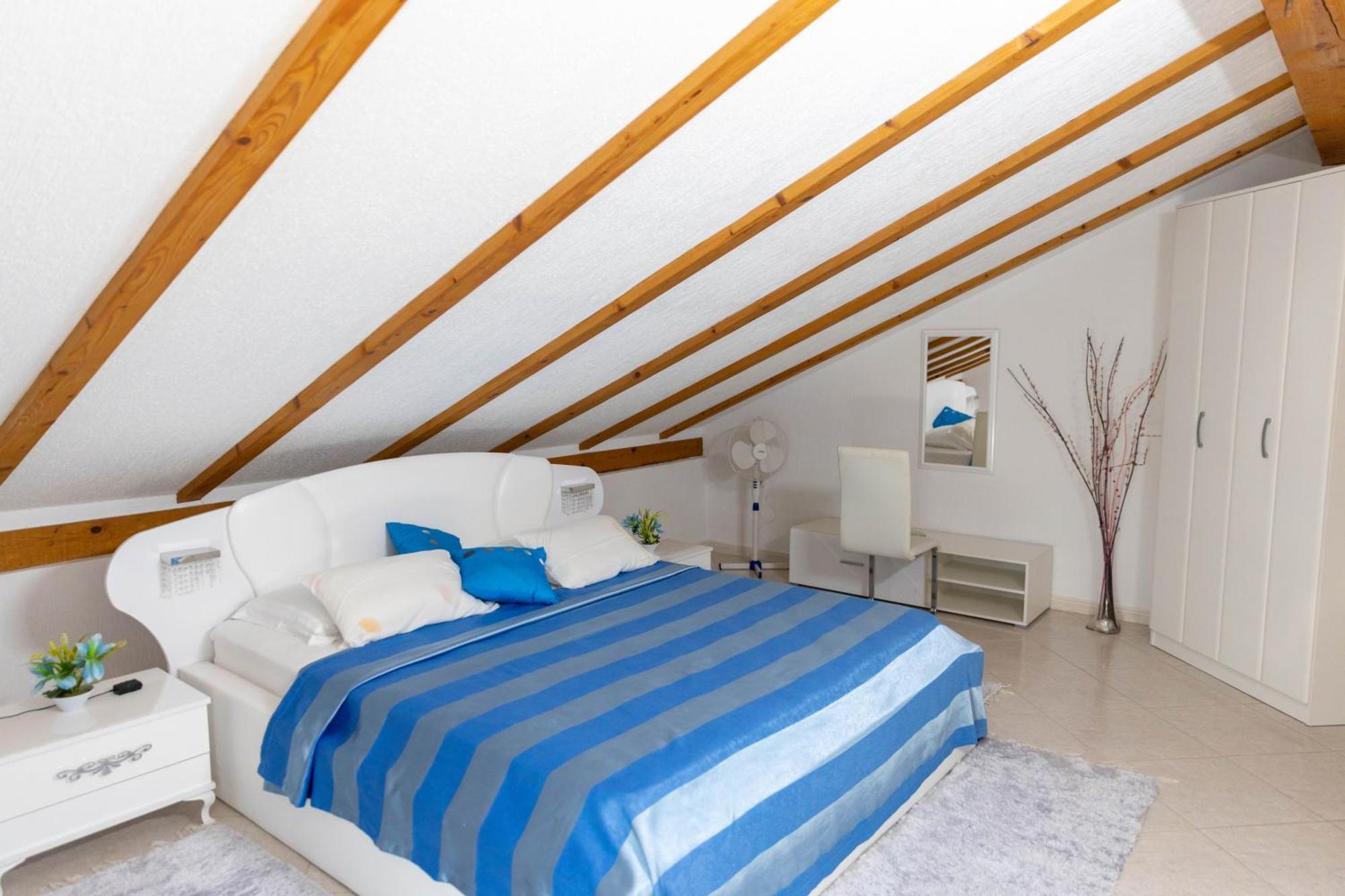 Guest House Aldin Ulcinj Exterior photo