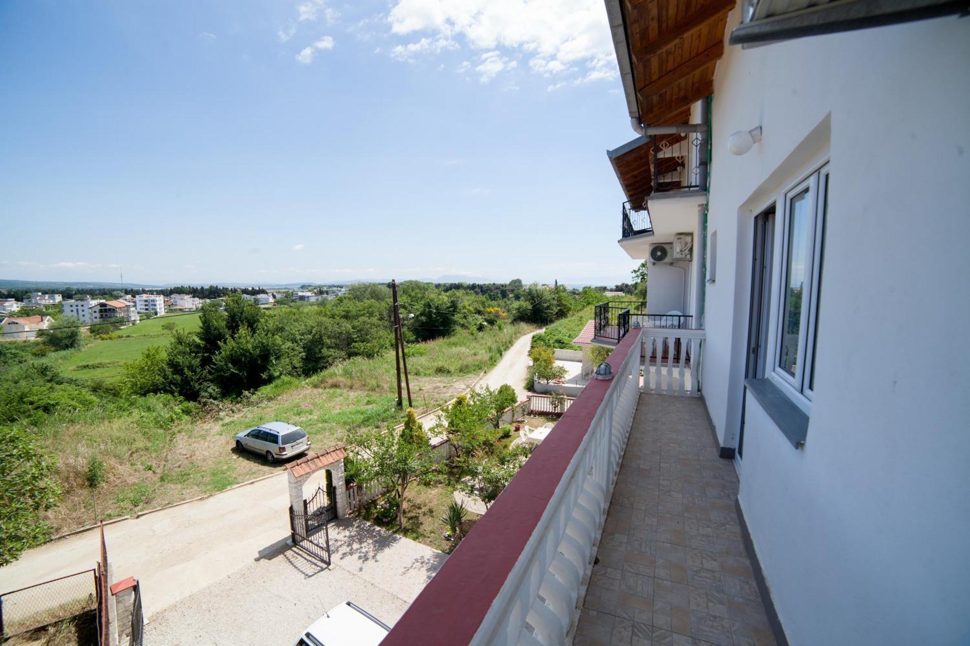 Guest House Aldin Ulcinj Exterior photo